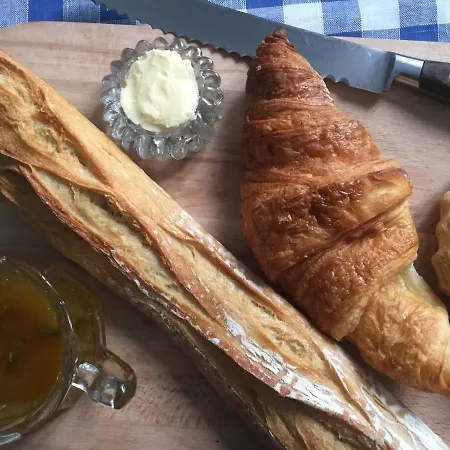 Pensjonat Le Chai De Marguerite 3*