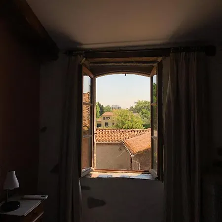 Le Chai De Marguerite